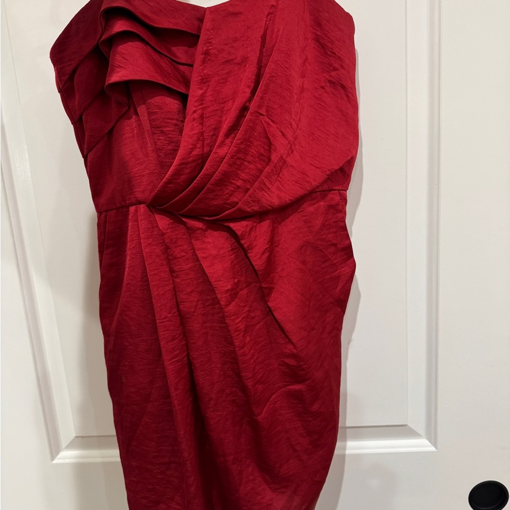 Elegant Red Draped Women's Dress